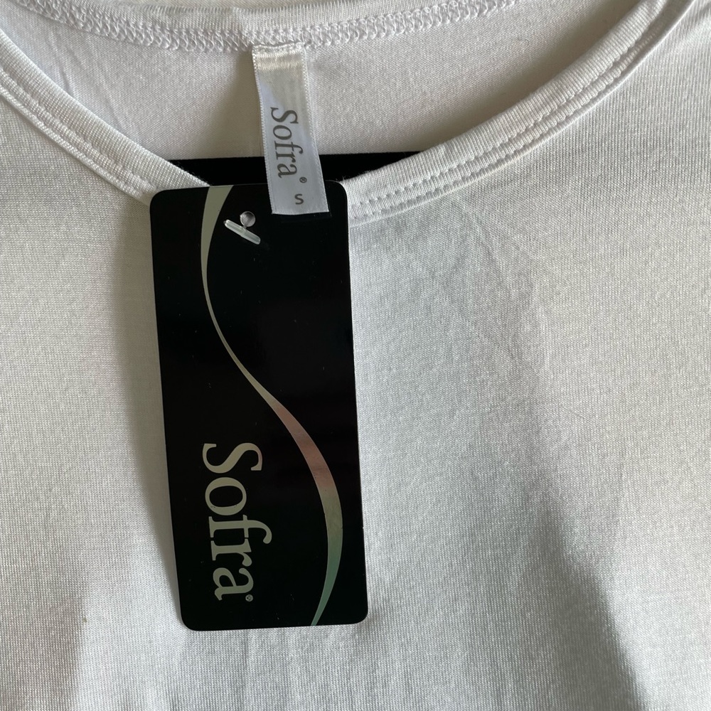 White Racerback Crop Top - Picture 2 of 6